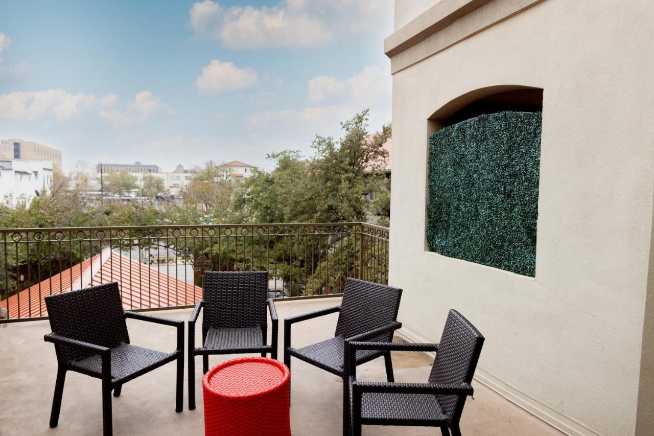 Hotel Indigo San Antonio Riverwalk By Ihg Eksteriør billede